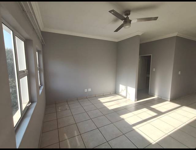 2 BEDROOM APARTMENT TO LET IN PEACEHAVEN INDUSTRIAL